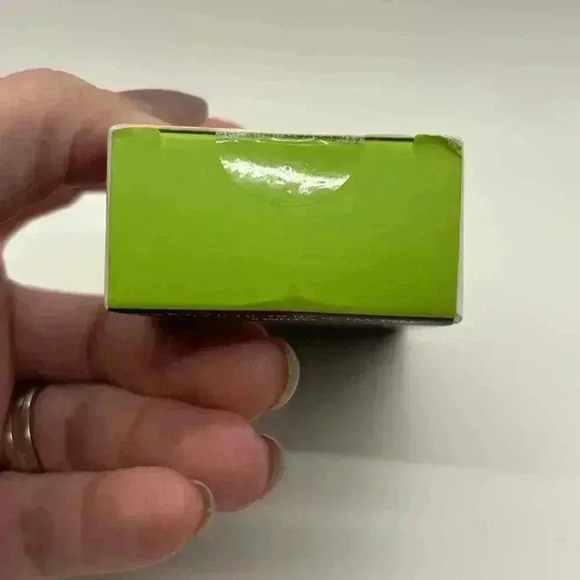 Beetlejuice x Revolution Barbara Waterliner NIB Sealed - Picture 6 of 6